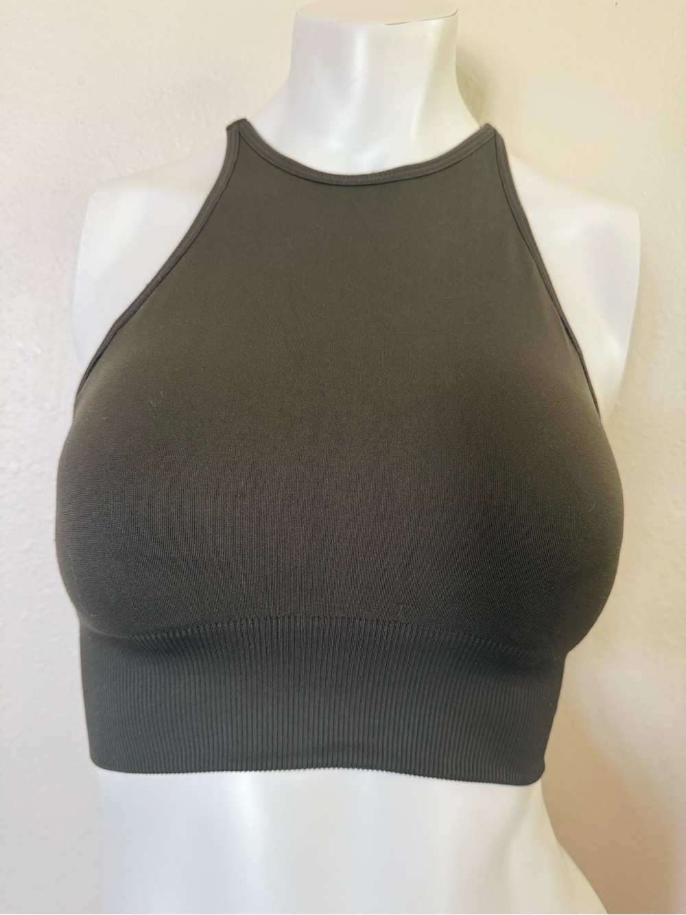 NVGTN High-Neck Seamless Bralette in Olive